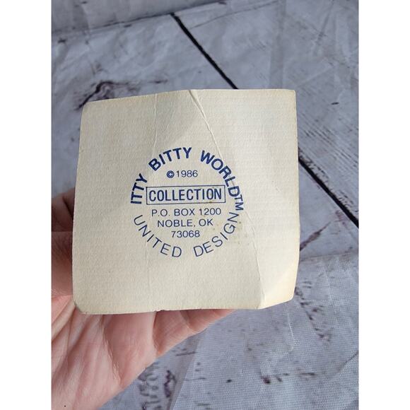 Itty Bitty World United Designs Mouse Mini Figurines On Paper VTG 1986 - Picture 7 of 7